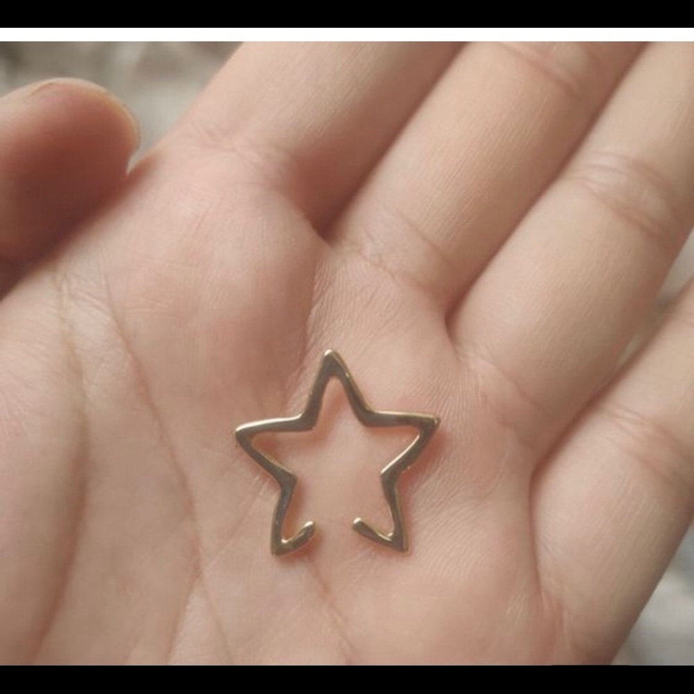 Simple cold wind hallow five-pointed star⭐️ - Picture 2 of 3